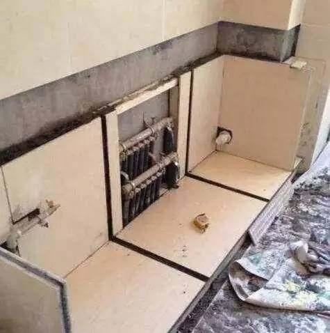 『』老爸坚持用砖头在厨房砌橱柜, 看着成品效果全家都愣住了