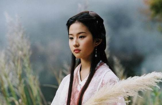 「战狼」“金主”陈金飞：从刘亦菲到杨采钰，水能载舟亦能覆舟