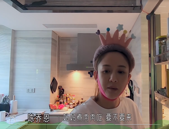 滤镜▲陈乔恩不满真人秀滤镜，求加深，看了她无滤镜下的素颜，真相了