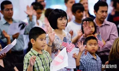 牛市@“别让有钱人逃了”，果断决策对付资本外逃，中国开始“留人”了