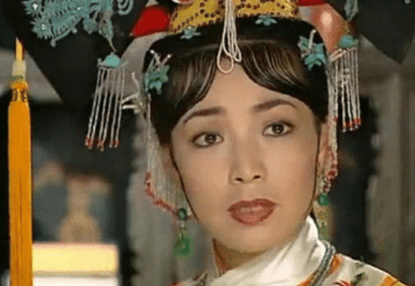 「优酷」同是演皇后，前3位都在模仿，唯独她演的，22年过去了无人超越