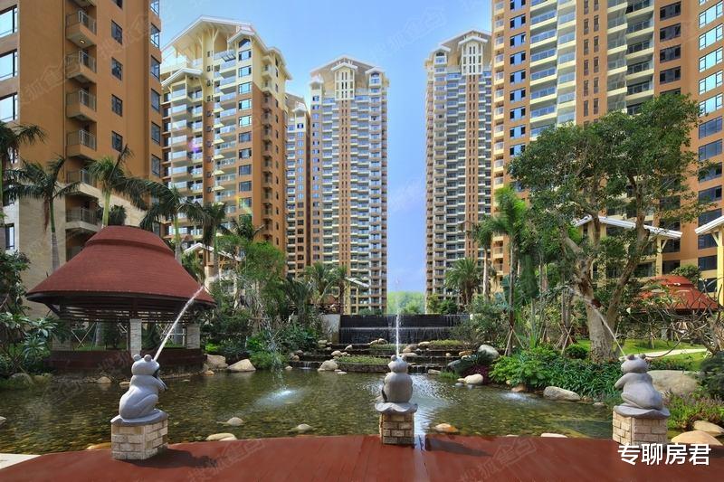 商铺半年内从3万跌到1.5万，损失180万，房主：耗不起只能卖掉