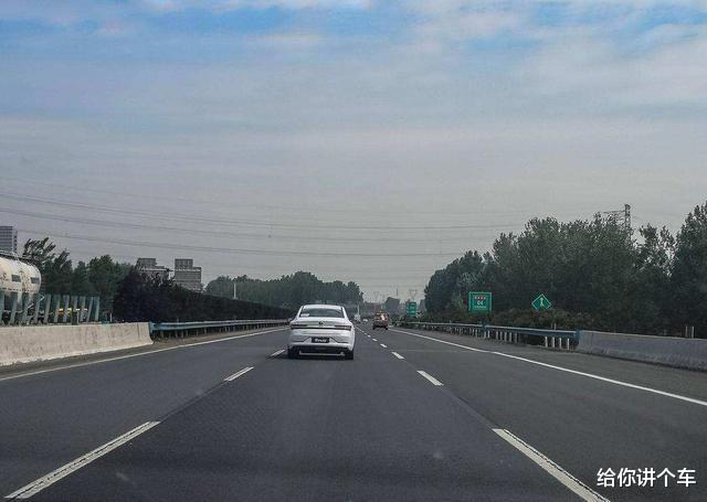 老司机|高速开车有多危险?老司机自嘲:越开车胆子越小