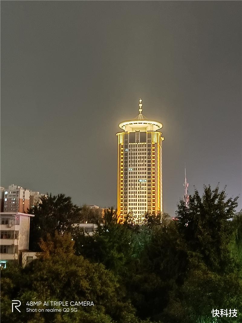 realme|1199元到手realme真我Q2评测：性价比新王名不虚传