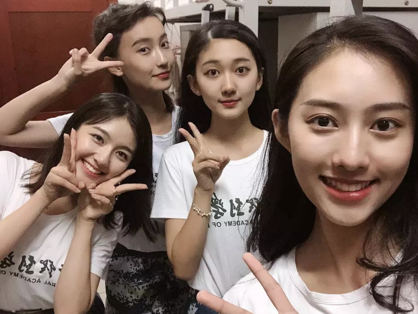 教育部|教育部宣布2个坏消息,学生欲哭无泪,家长:以后可能上不起学了