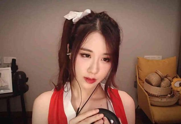 轩子：轩子巨2兔的擦边坎坷直播路，从斗鱼到熊猫到虎牙一步步走向深渊！