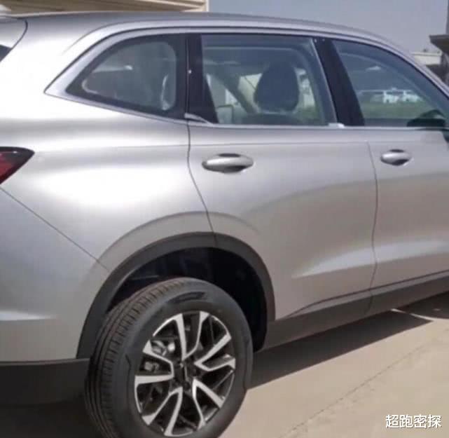 哈弗H6■全新一代哈弗H6实车曝光，贯穿尾灯配双联屏，1.5T爆发183匹