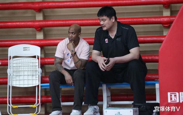 「余嘉豪」超级大逆转！中国男篮对抗赛U17三连胜 余嘉豪17+11获姚明认可