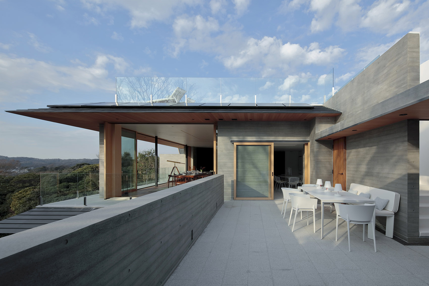 ▲702㎡日式别墅设计,园林庭院如诗如画,天台上泳池,太奢侈了