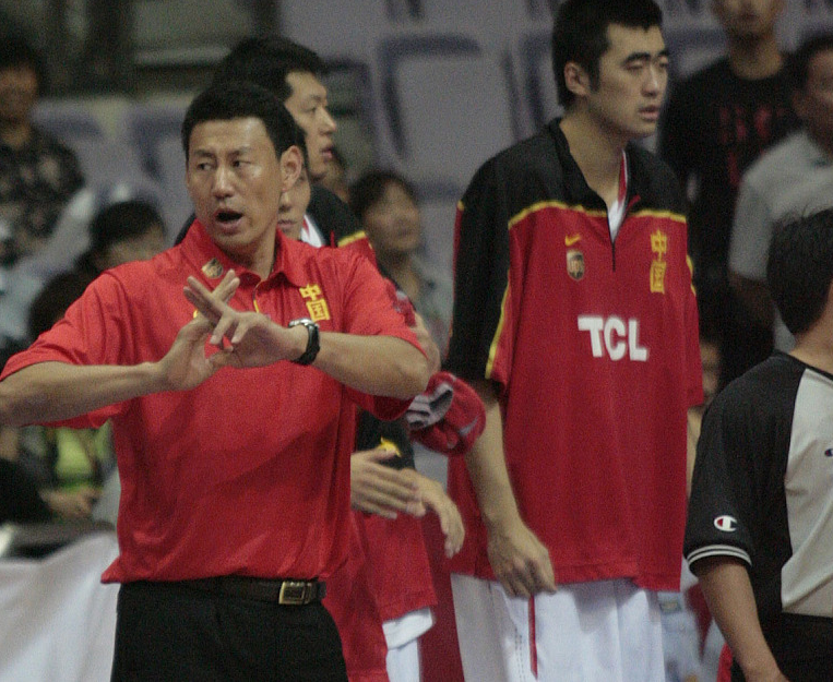 李楠▲宏远外援马尚归国,西热力江骨折恢复,李楠或许“出山”