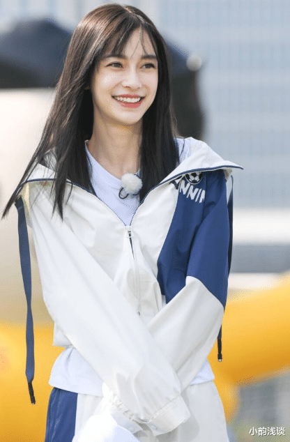 杨幂|168的杨颖撞上167的杨幂，谎报身高的那位，不尴尬吗？