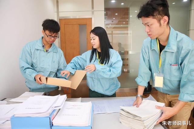 大学生|专科院校不是大学，专科生不是大学生？3点告诉你学历歧视要不得