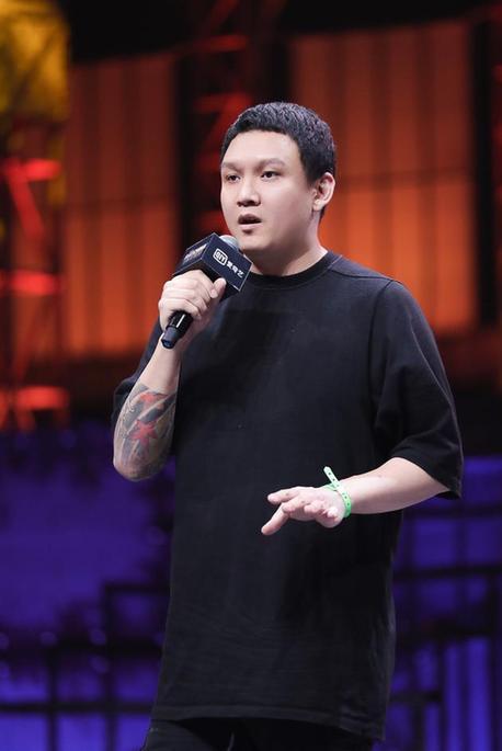 中国好声音|她参加《中国好声音》未夺冠，却嫁爱奇艺副总裁，如今成人生赢家