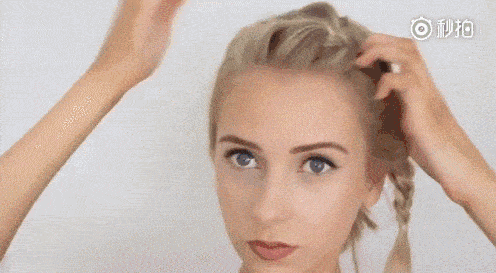 发型|别再烫羊毛卷了!今年流行“海藻卷”,减龄又显脸小!