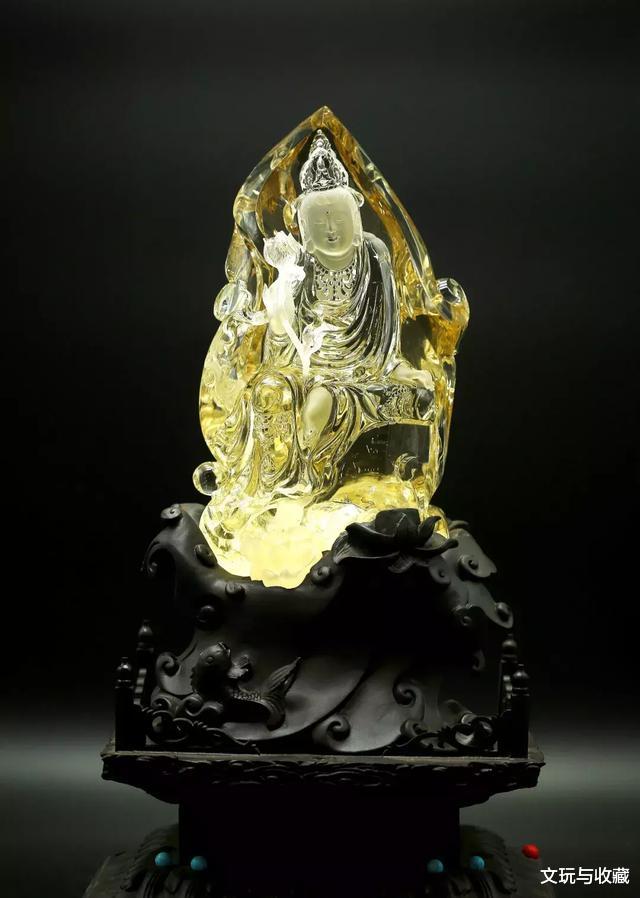 ▲江苏第四届玉石文化节上,来自全国各地的大师之作,一饱眼福