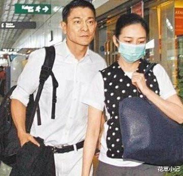 『刘涛』拒绝刘德华跪地求婚，转身恋上平民男友却遭家暴，如今成路边大妈无人识