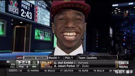 維金斯|疑惑？為什么你們都頂不動維金斯，大號詹姆斯推不動，小卡轉身都困難