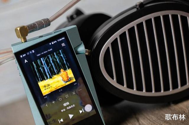 耳机|细品艾利和 A&norma SR25播放器：小钢炮更新了，这次大杯不加价