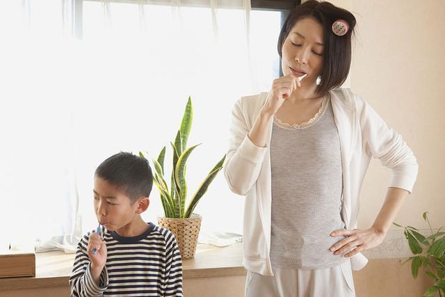 [水果]四个坏习惯养出“妈妈腰”，不想脂肪堆积，坚持做到“四个多”