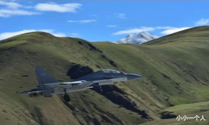 轰-6|大批轰6K飞抵达喀什机场，印指挥官态度不再嚣张，俄：莫迪骑虎难下