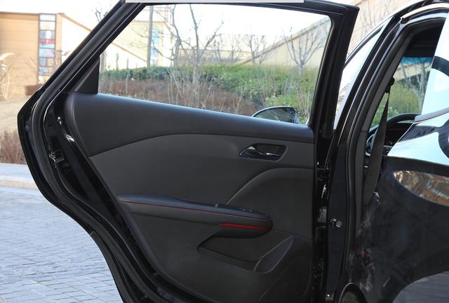 自动挡|这才是合资家轿王，自动挡跌至7.39W，油耗4.7L，5月狂甩18216辆