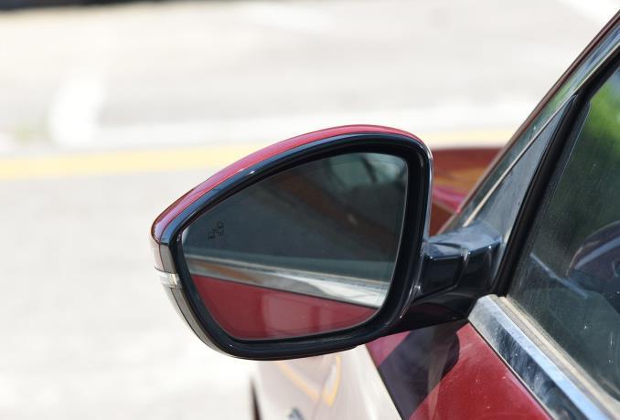 「标致508」16年驾龄内行人,没选起亚K5而选了标致508,车主说了大实话