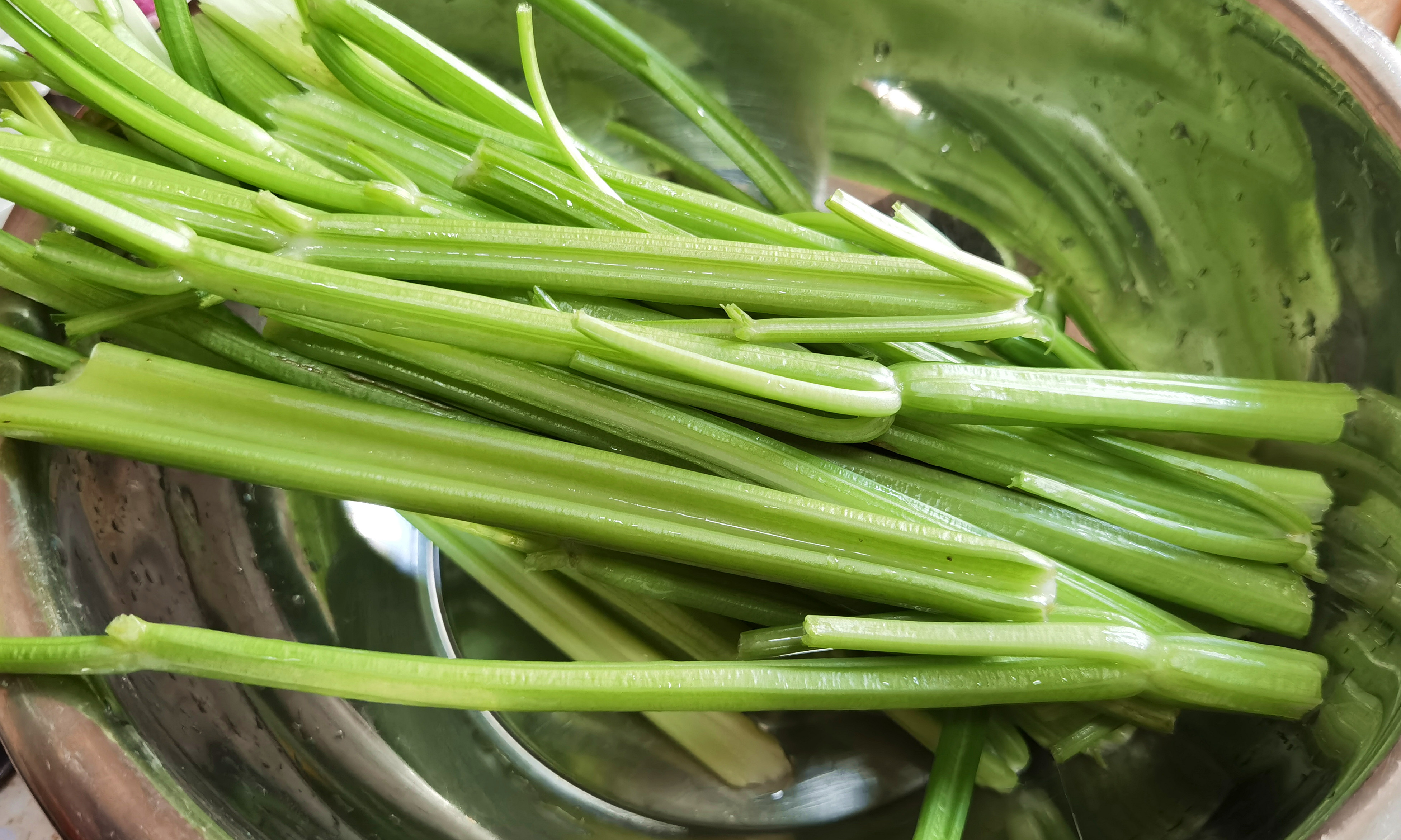 包子|冬天，吃萝卜吃白菜，不如吃它，鲜嫩美味营养高，蒸包子吃超级香