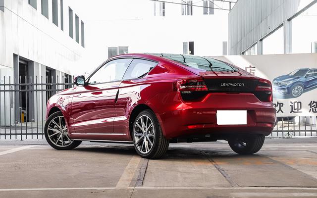 自由光|3款国产掀背车推荐，10万能入手其中2台，还有1台配无框车门