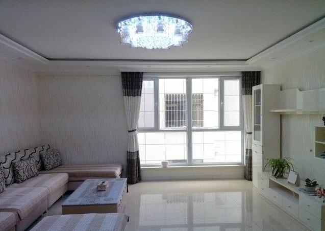 【木工】3个月完成装修，电视背景墙好看，木工打的柜子简单实用！