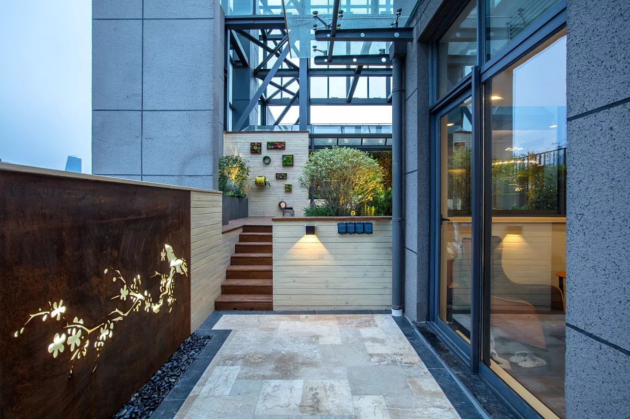 ▲12个露台花园设计:在露台上观日出日落,赏皎月繁星,何其美哉!