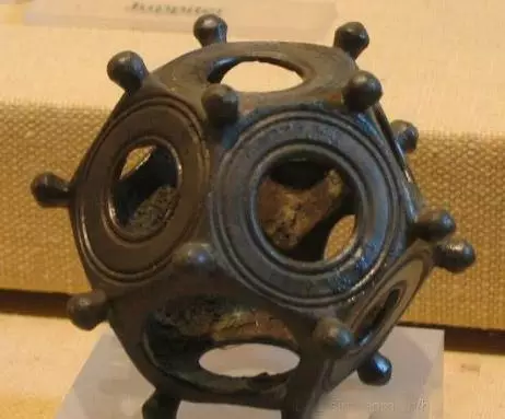 外星人@最新整理!外星人存在的28个证据曝光!铁证如山!