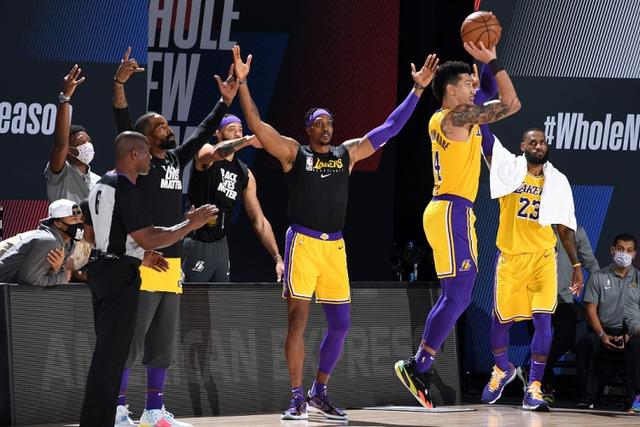 湖人队|8中1，11中2！湖人神射狂打铁，连续空位三分不中，2200万太亏了！