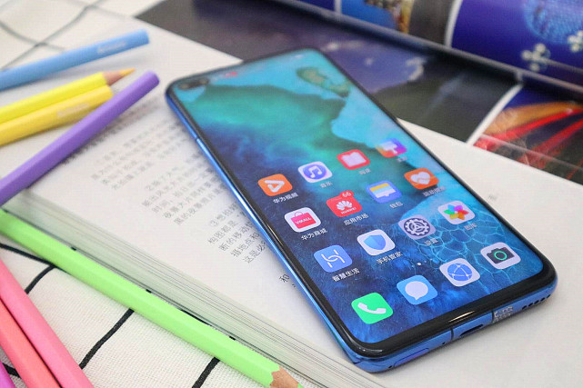 华为mate|跌至2599，麒麟990 5G+40W+RYYB，沦为中端机却少人问津