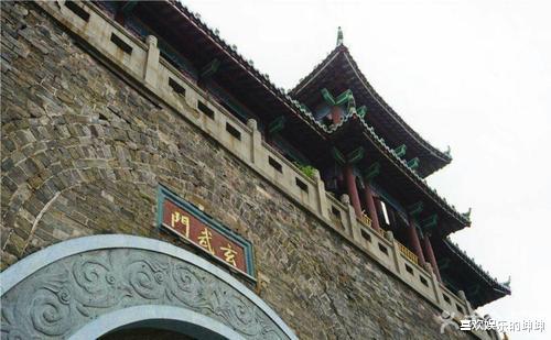 唐太宗|李渊被逼退位后，每天沉迷于一件事，后果让李世民李治父子很苦恼