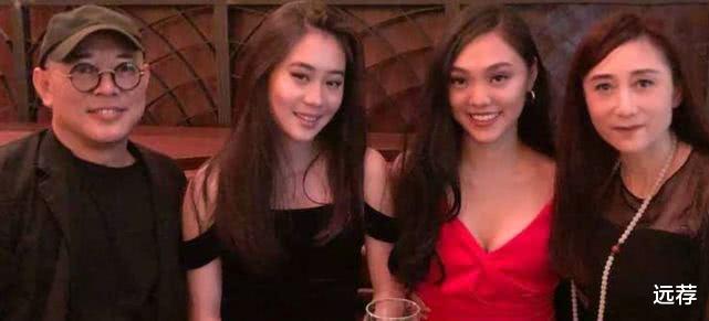 #李连杰#59岁利智给丈夫李连杰庆生！几年间容貌大变！一心服侍丈夫！