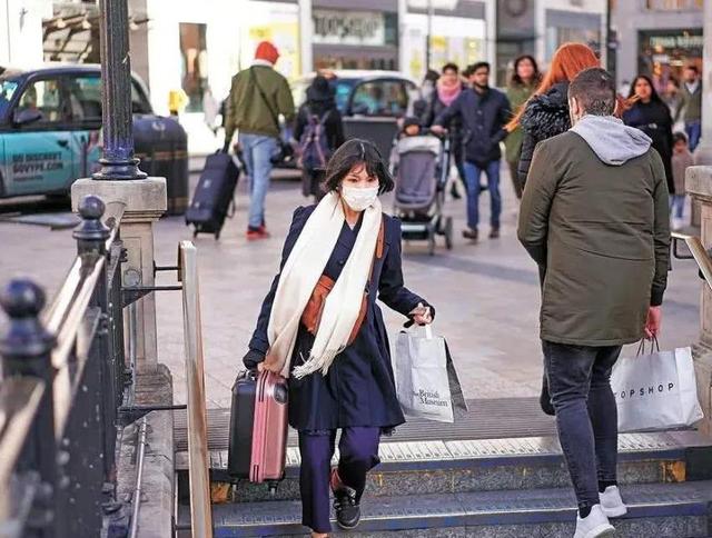 英国@英国要求中国赔偿3510亿英镑？约翰逊表态：不要再蒙蔽国民了