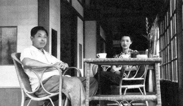 张学良|张学良:你囚禁了我半辈子!蒋介石:我每年花一个团的钱养着你