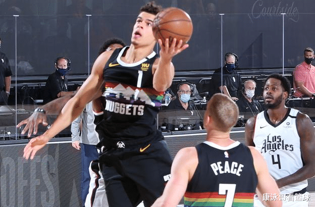 掘金队|狂轰30+11+9！伦纳德暴走，大破掘金夺赛点，快船交易果然大获成功