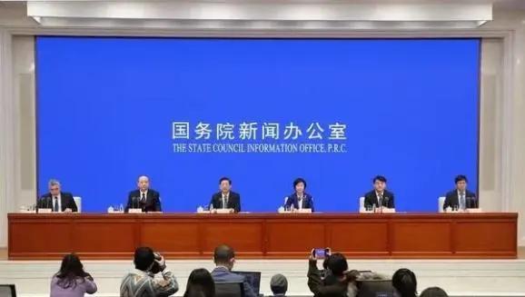 长春晚报 各地连发通知,春节还能回家吗?