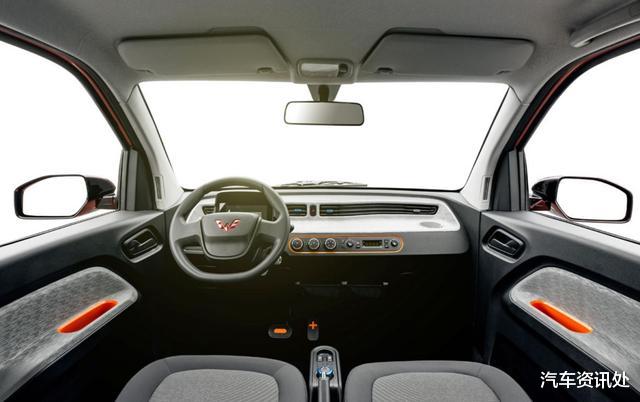 电动车@五菱纯电小车5000人盲订，预售不足3万起，有小米的味道了？