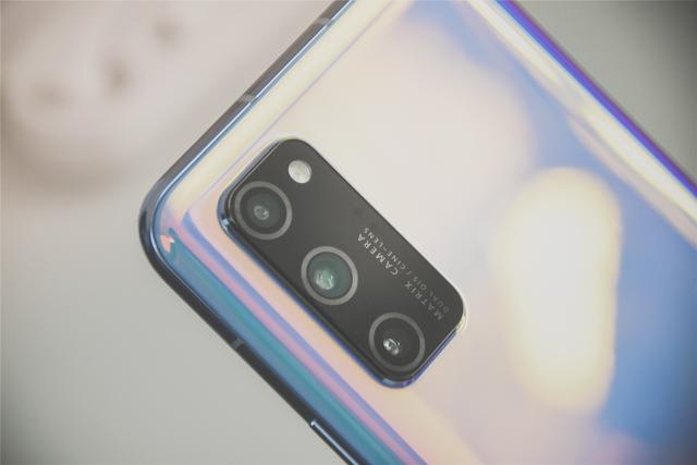 「5g手机」荣耀V30 Pro值得买吗?一个月重度使用者来告诉你真相