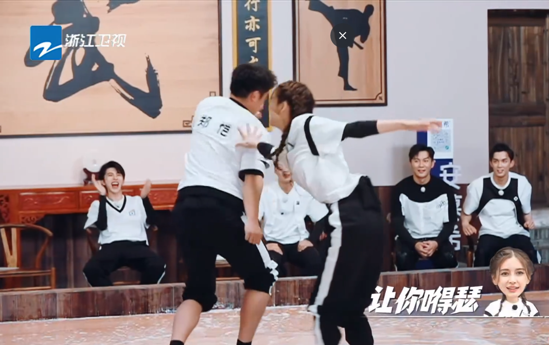 Angelababy|Baby被问跑男成员谁适合当老公？思考后说8字，婚姻状况一目了然