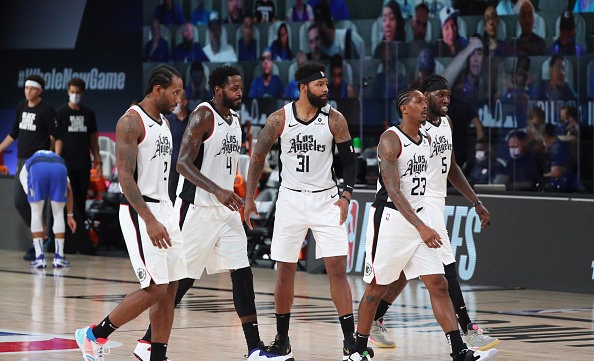 詹姆斯·哈登|场均29+8还要被狂怼！就在今天，本届季后赛“最惨”的球星诞生了