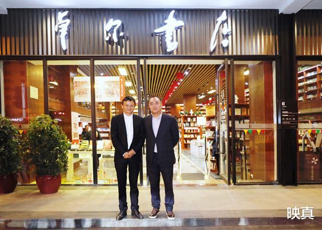 【湖北】马云深夜拜访的湖北首富,百亿身家坚持写诗,希望永远是小镇青年