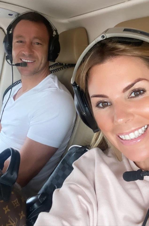 约翰·特里|“友妻门”十周年,切尔西传奇队长特里和原配夫人度假