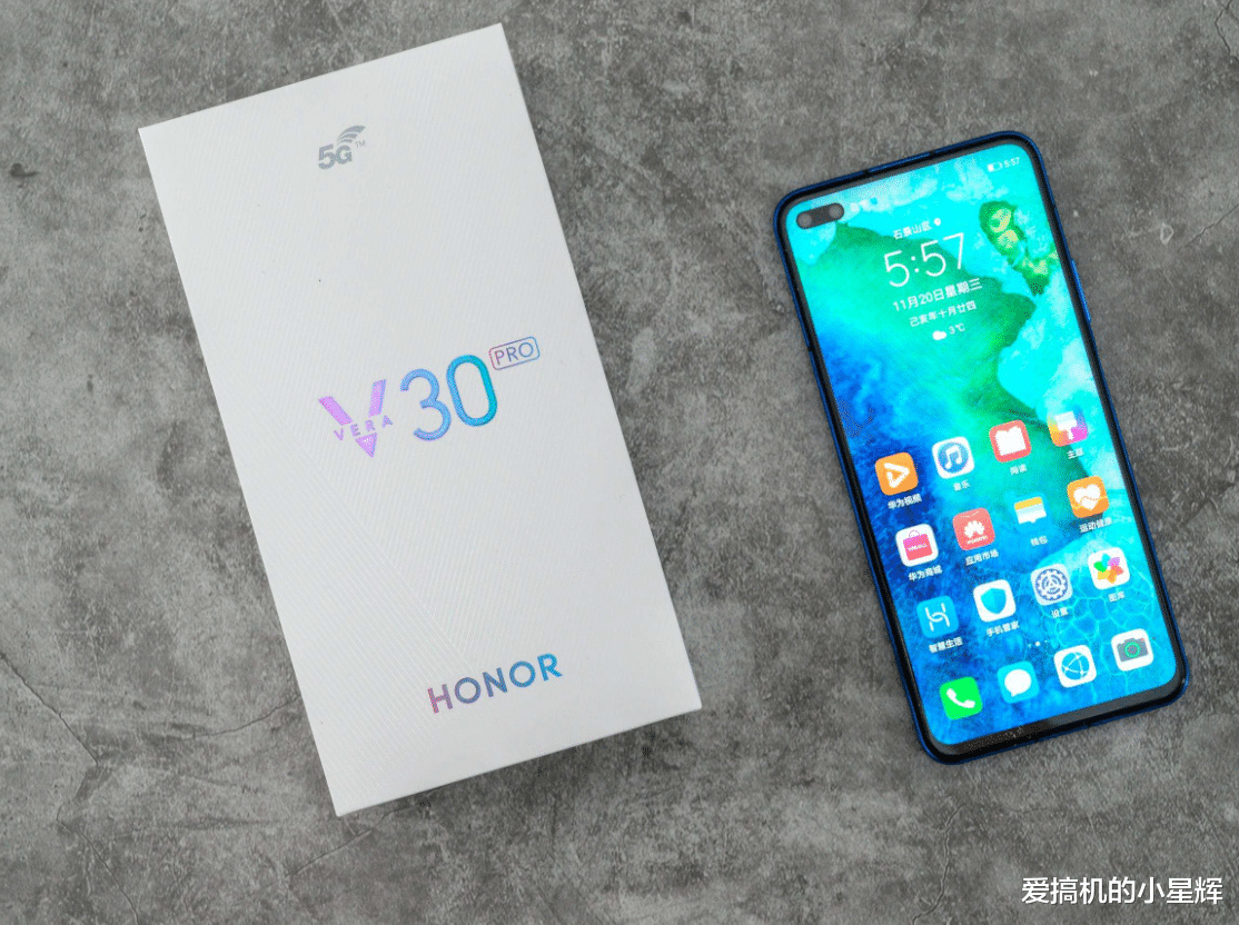 无线充电|华为发力，麒麟990+8+256GB+无线充电仅3188，网友纠结了