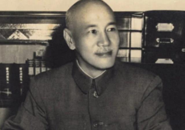 蒋介石|蒋介石晚年坦言：丢掉江山怪不得别人，真正的罪魁祸首是这二人