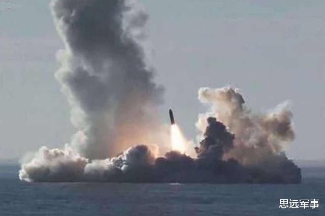 [核导弹]普京即将动用核力量？海军司令批准发射许可，大批核导弹解除保险