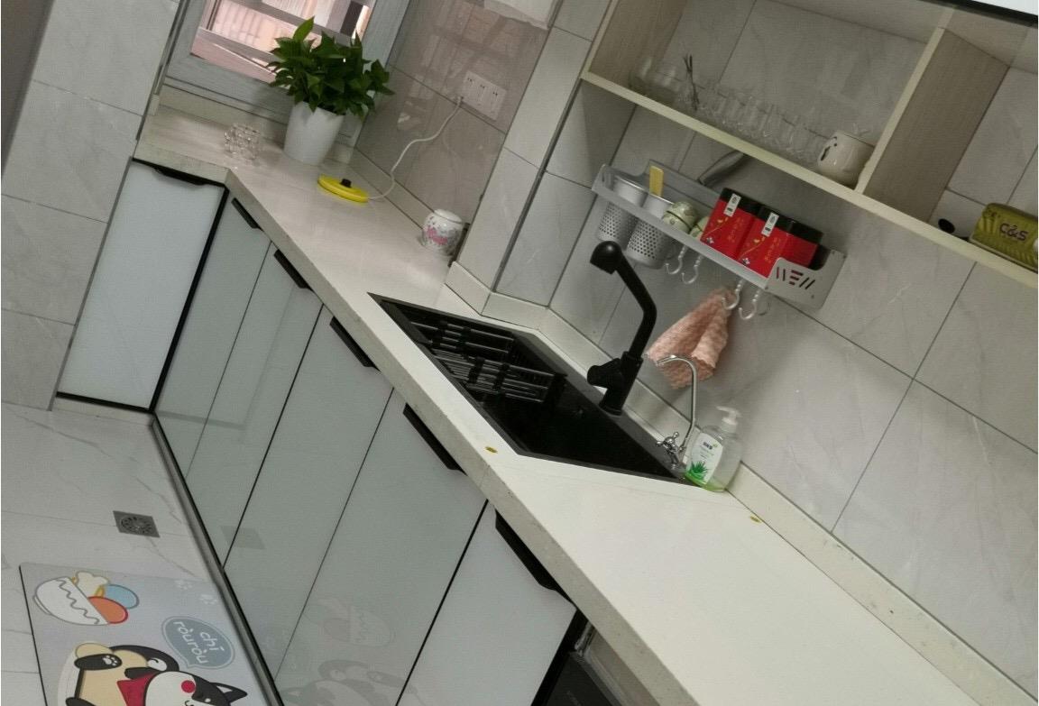 「」为了装修不被坑，自己辛苦一年终于完工，很漂亮，特别满意！晒晒