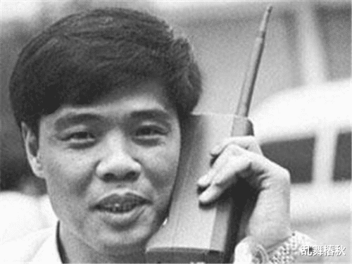 |国内第一个办手机号的人，当时号码随便他选，最后挑了个什么号？